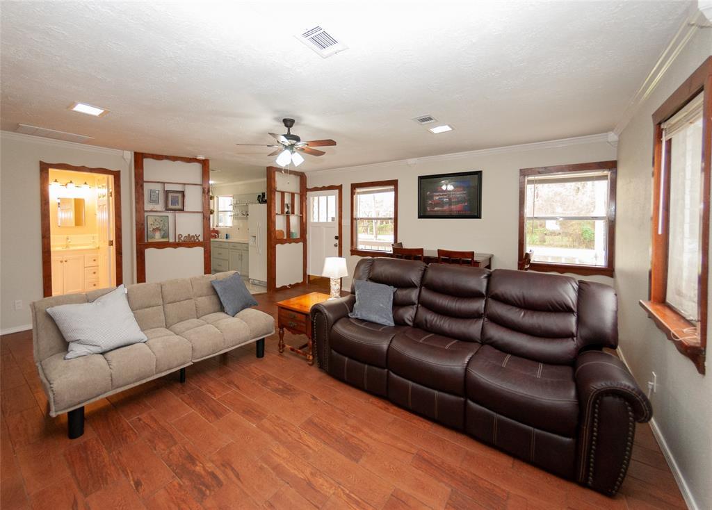 1821 E Winn St, Kemah, TX 77565 House Rental in Kemah, TX