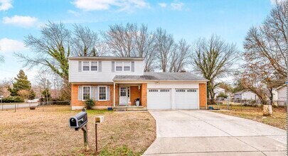 Building Photo - 6 W Bradys Ln
