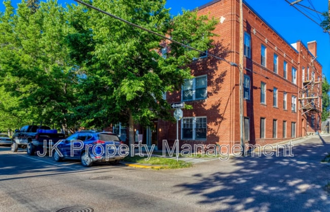 Building Photo - 310 5th Street N