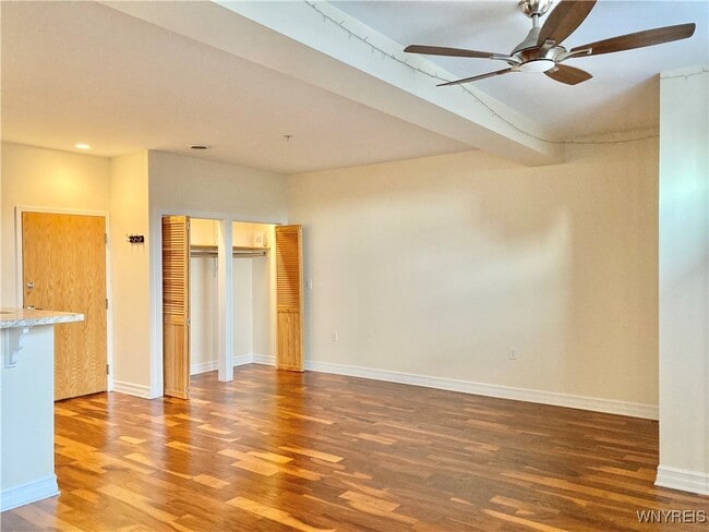 Foto del edificio - 481 Franklin St