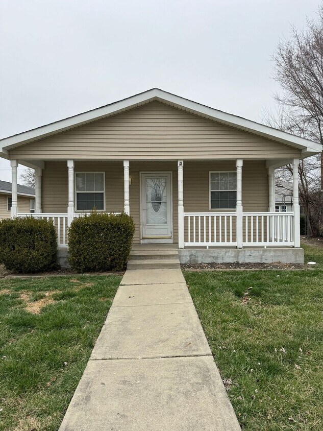 1616 S Ave, Indianapolis, IN 46227 House Rental in
