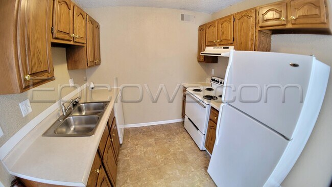 Foto del edificio - 1222 O Ave Pl NE