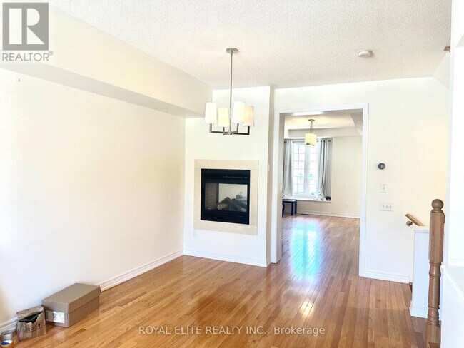 Photo du bâtiment - 51 Locust Terrace