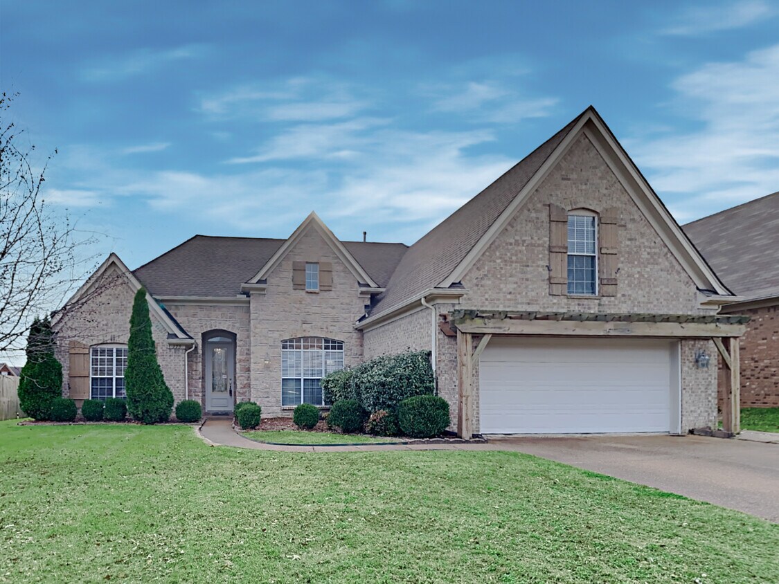 375 Vaiden Ridge Drive North House Rental in Hernando, MS