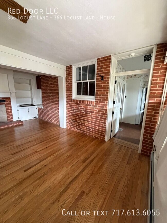 Foto del edificio - 366 Locust Ln