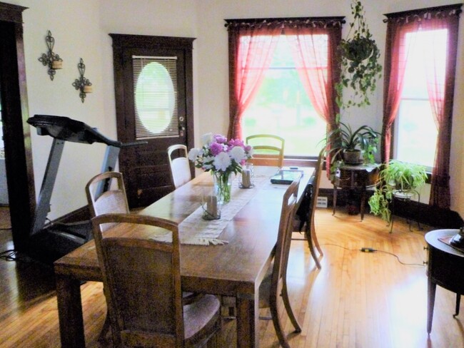 Large Dining Room - 3375 McSherry Nihles Rd