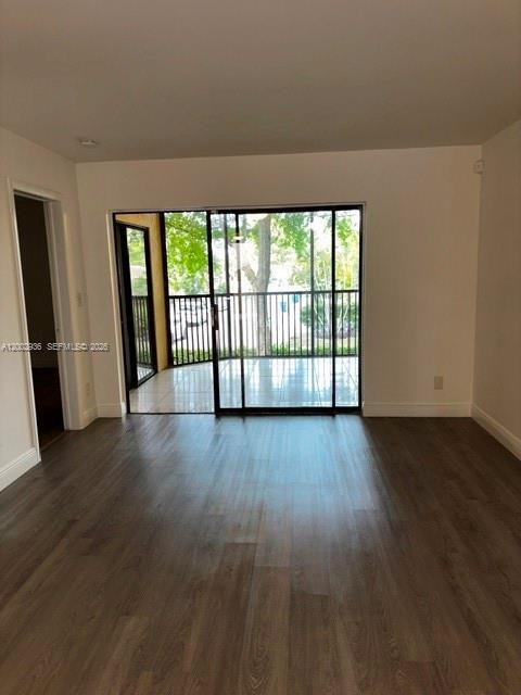 Foto del edificio - 3410 Foxcroft Rd