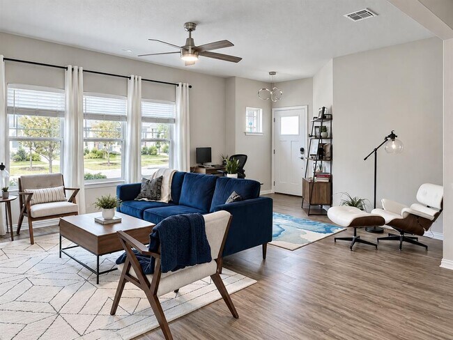 Foto del edificio - 8816 Sikes Way