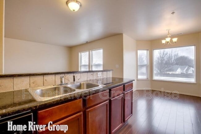 Building Photo - 11195 W Brassy Cove Loop