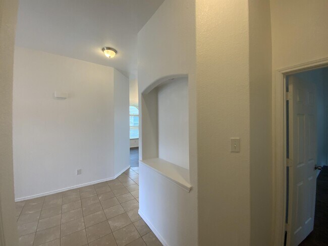 Building Photo - 6709 Mustang Creek Rd