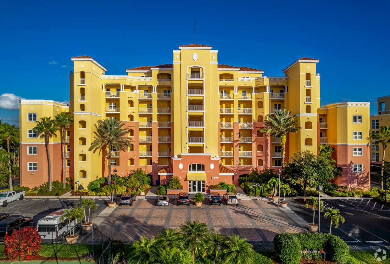 Laguna at Riviera Dunes - Apartments in Palmetto, FL | Apartments.com