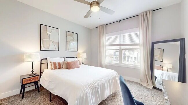 Building Photo - Fully Furnished House on the River! 10 min...