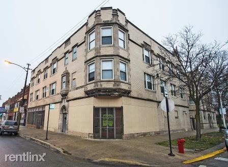 Building Photo - 1 br, 1 bath Apartment - 5832 W North Ave