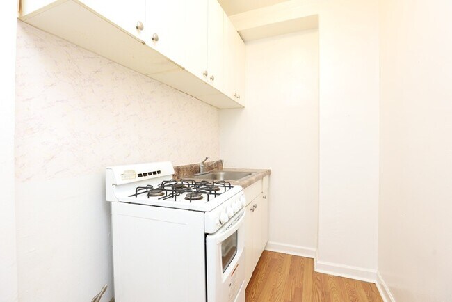 Foto del edificio - 5417 N Kenmore Ave