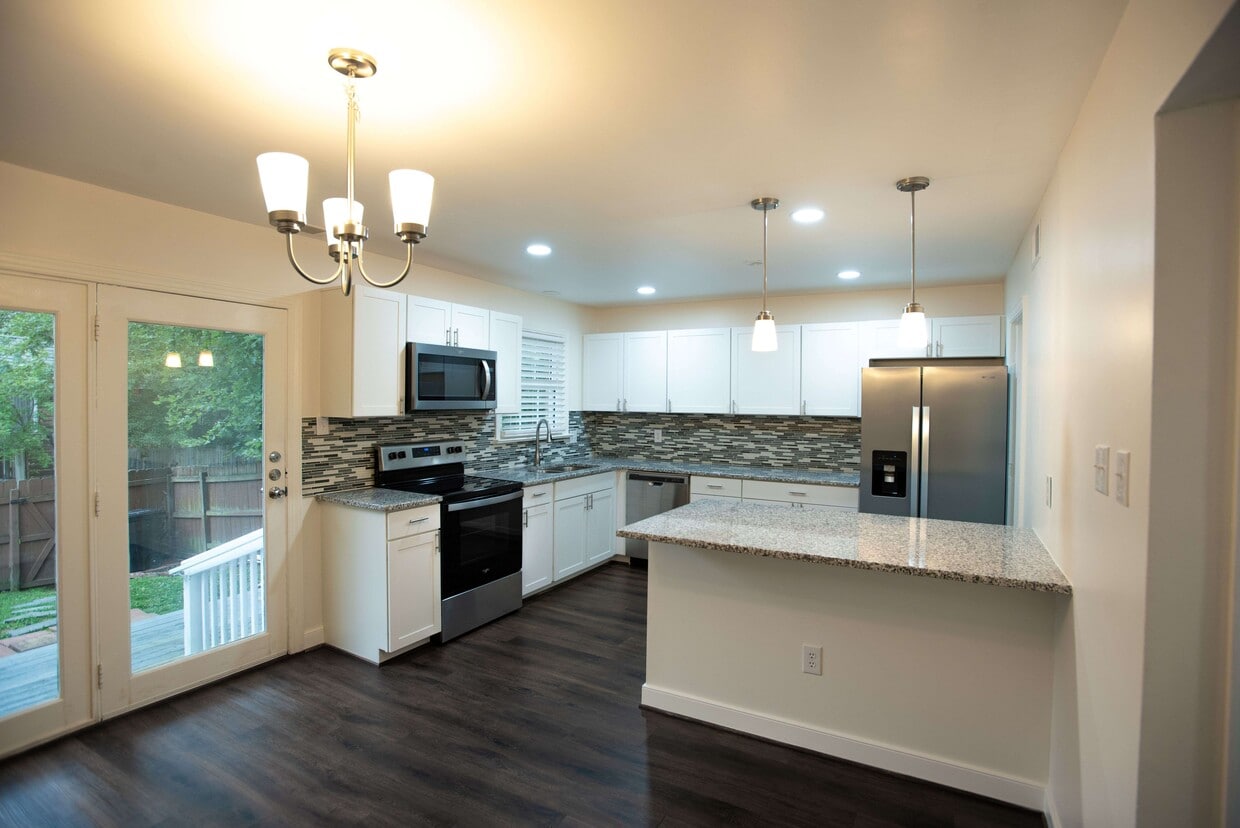 Foto principal - 2109 Lauderdale Dr