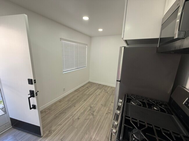 Foto del edificio - 51 Geneive St