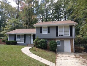 Building Photo - 4678 N Springs Ln