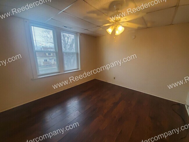 Building Photo - 5018 Indianapolis Blvd