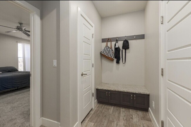 Building Photo - CUL-DE-SAC LIVING & RV PARKING