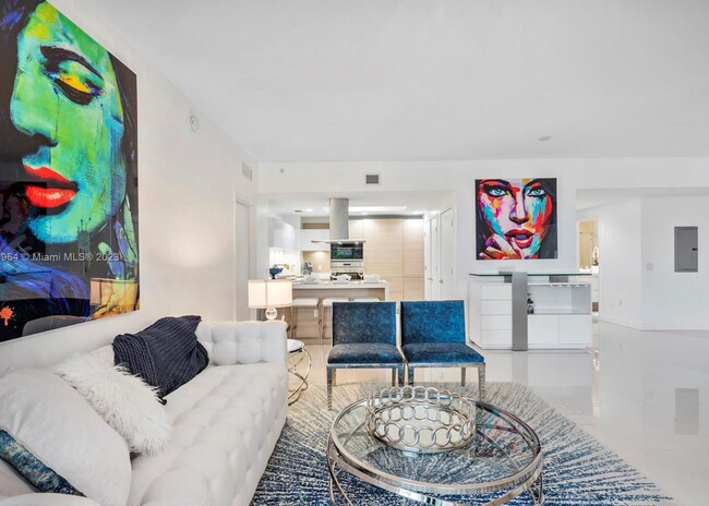 Building Photo - 17301 Biscayne Blvd