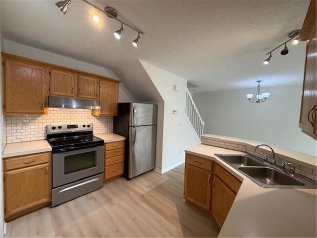 Building Photo - 1790 Donegal Dr