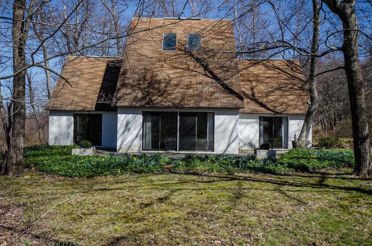 399 Killearn Rd, Millbrook, NY 12545 House Rental in Millbrook, NY