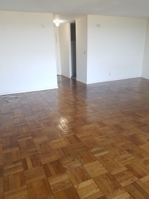 Foto del edificio - 2100 Linwood Ave