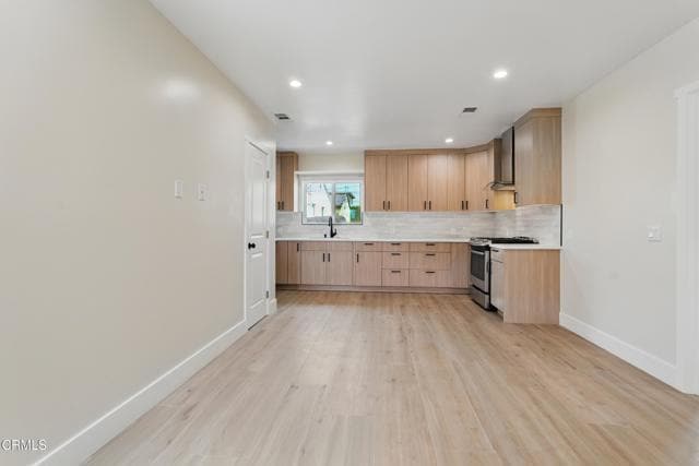 Building Photo - 6708 Riverton Ave