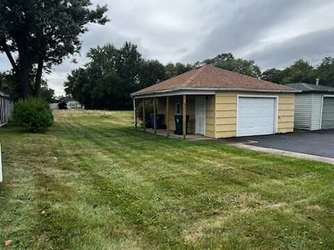 Foto del edificio - 1320 169th St