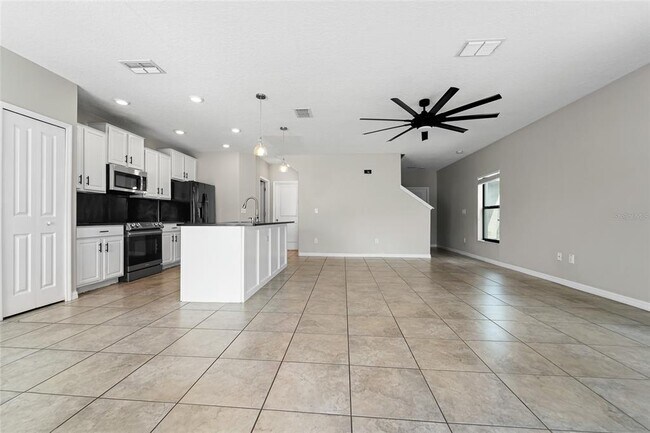 Foto del edificio - 7419 CLARY SAGE Ave