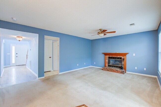 Building Photo - 100 N Pembroke Dr