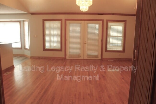 Photo - 1056 Hasty School Rd House