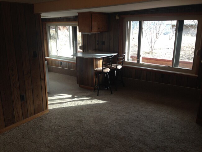 Foto del edificio - 136 Floyd Hill Way