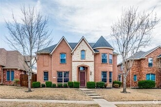 Building Photo - 11233 Seguin Dr