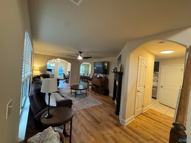 Foto del edificio - 200 Tybee Dr