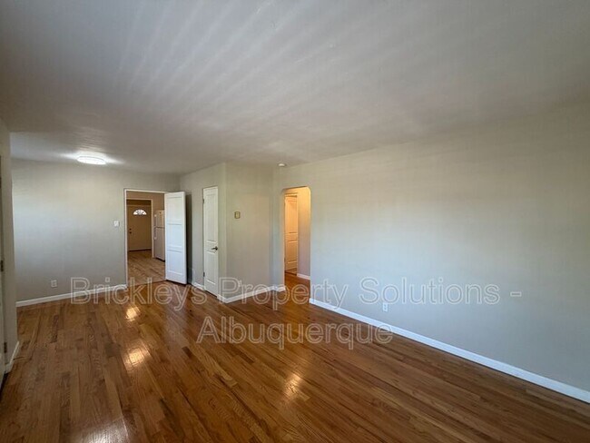 Foto del edificio - 602 Quincy St SE