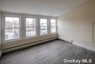 Foto del edificio - 1047 Broadway