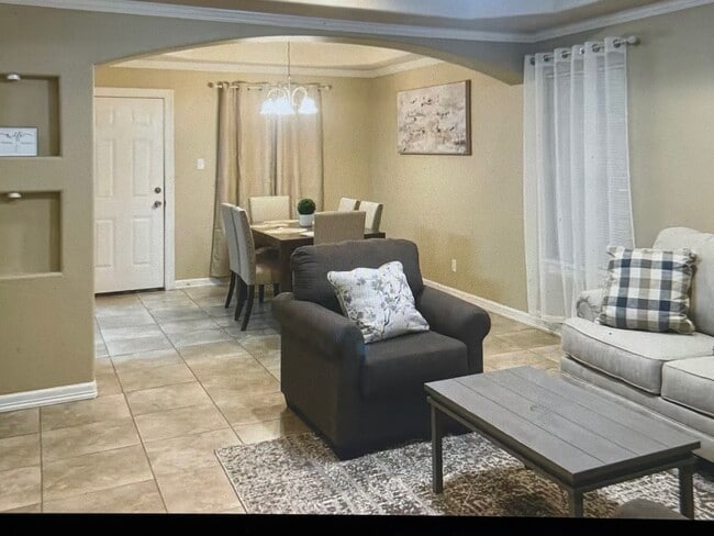 Open are from living to dining - 3607 Sheraton Ave