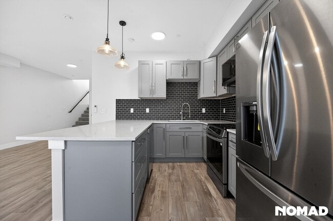 Building Photo - 3582 W 66th Ave