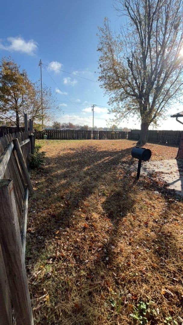 Foto del edificio - 3 bed 2 bath one story home