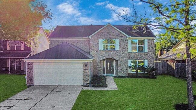 Building Photo - 4211 Royal Manor Dr