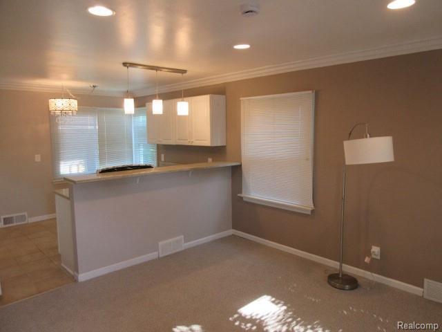 Building Photo - 3703 Coolidge Hwy