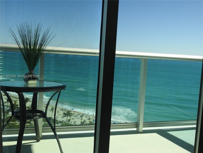 Foto del edificio - 3901 S Ocean Dr