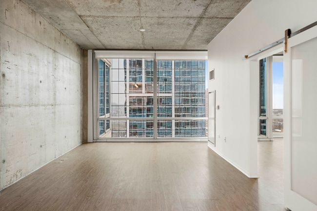 Photo - 1425 S State St Apartment