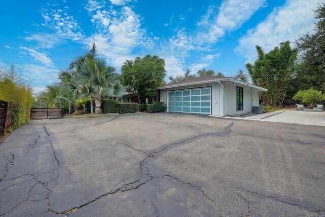 Primary Photo - 1350 Alta Vista Dr