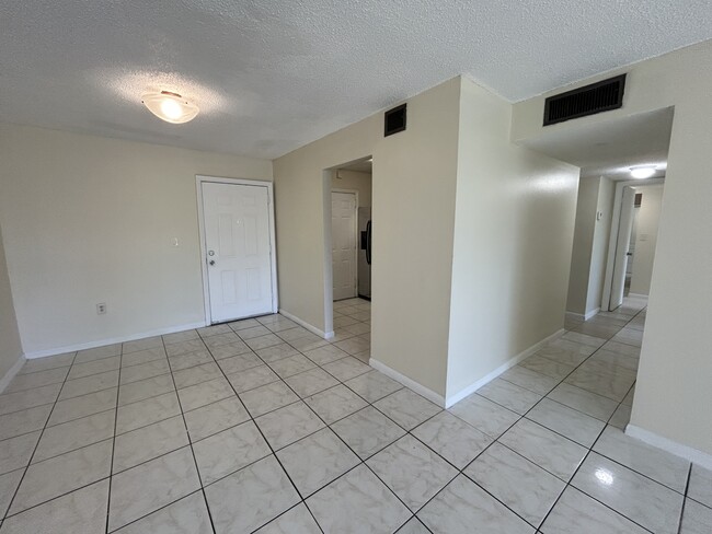 Building Photo - 3600 NW 21st St