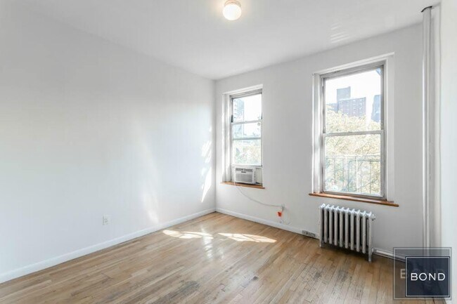 Foto del edificio - 68 E 1st St