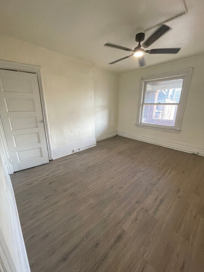 Foto del edificio - 7307 Idlewild St