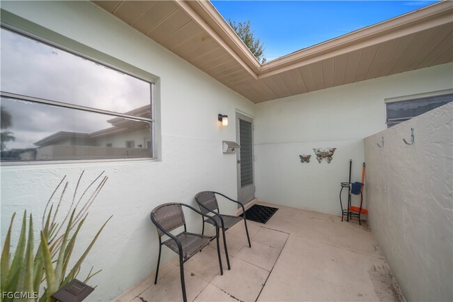 Building Photo - 730 Joel Blvd