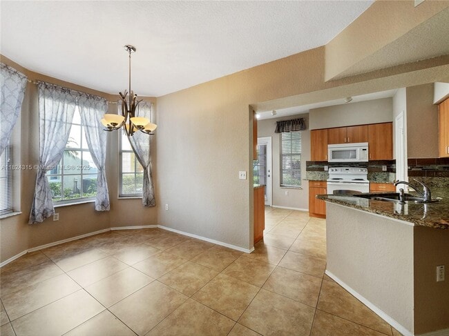 Building Photo - 1309 Belmont Pl